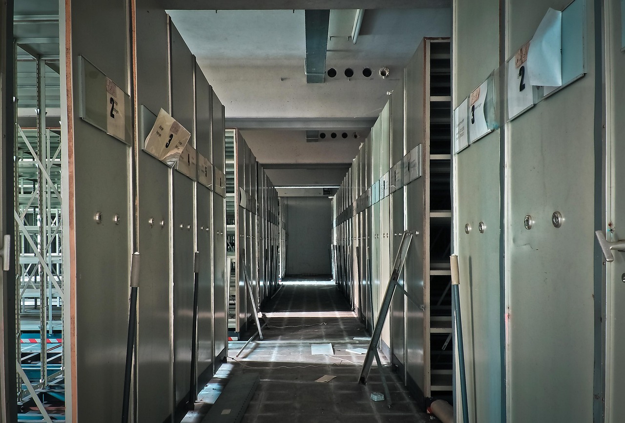 How to think clearly about building a simple archive